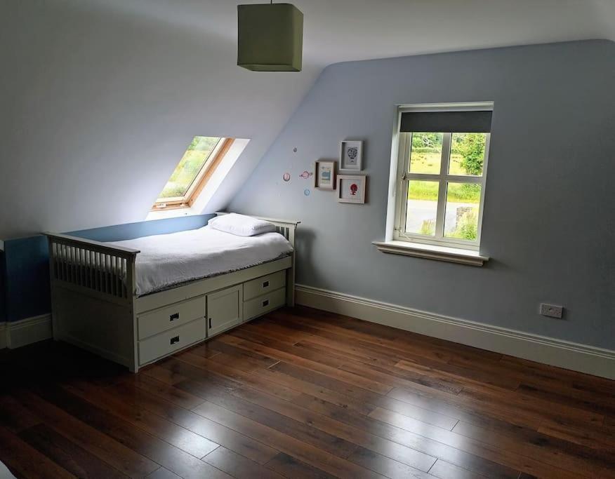Conveniently Located House To Enjoy All Of Kerry Tralee Exteriör bild