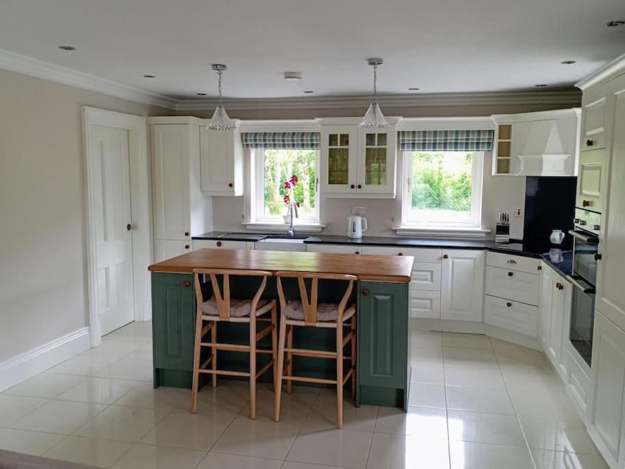 Conveniently Located House To Enjoy All Of Kerry Tralee Exteriör bild